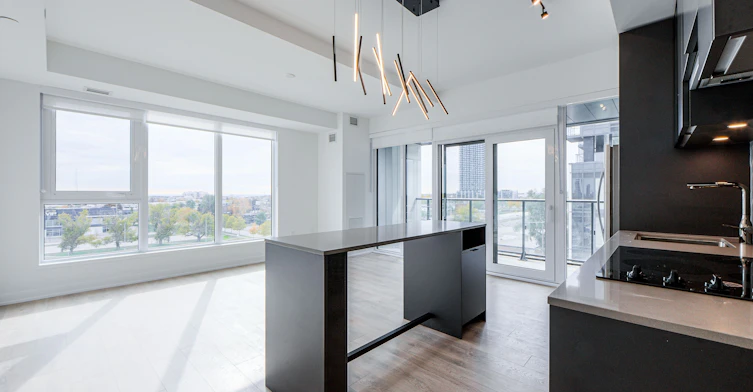 505-1037 The Queensway N/A, Toronto, ON, M8Z 0H5