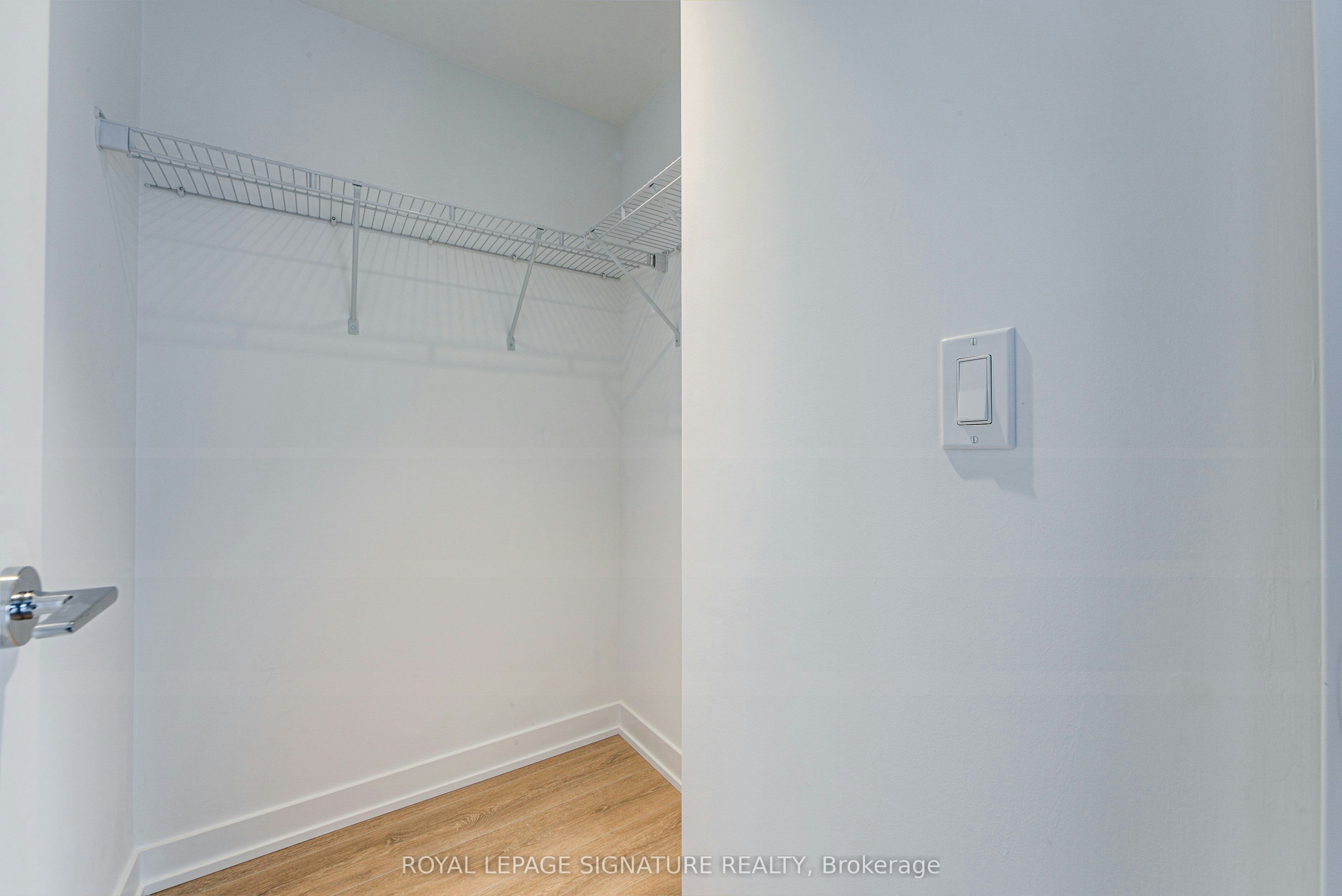 505-1037 The Queensway N/A, Toronto, ON, M8Z 0H5 - 12