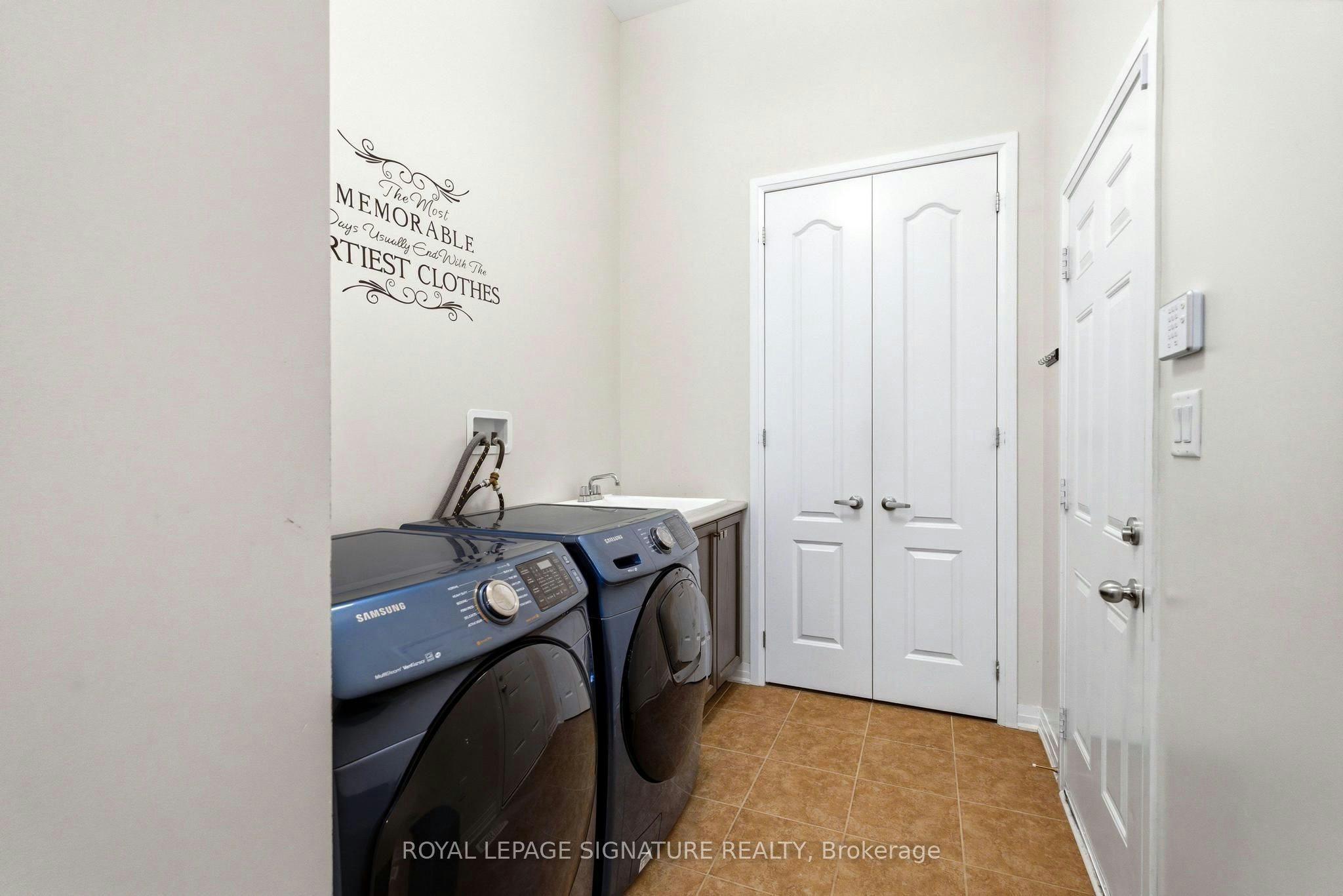 14 Paisley Way, Orangeville, ON, L9W 6Z5 - 14