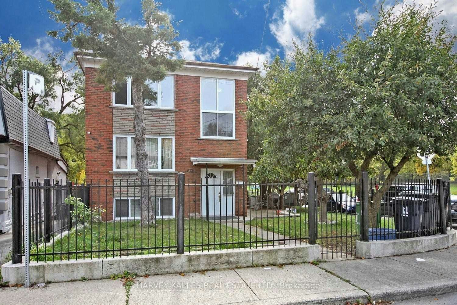 Unit B-149 Kitchener Avenue, Toronto, ON, M6E 2B9