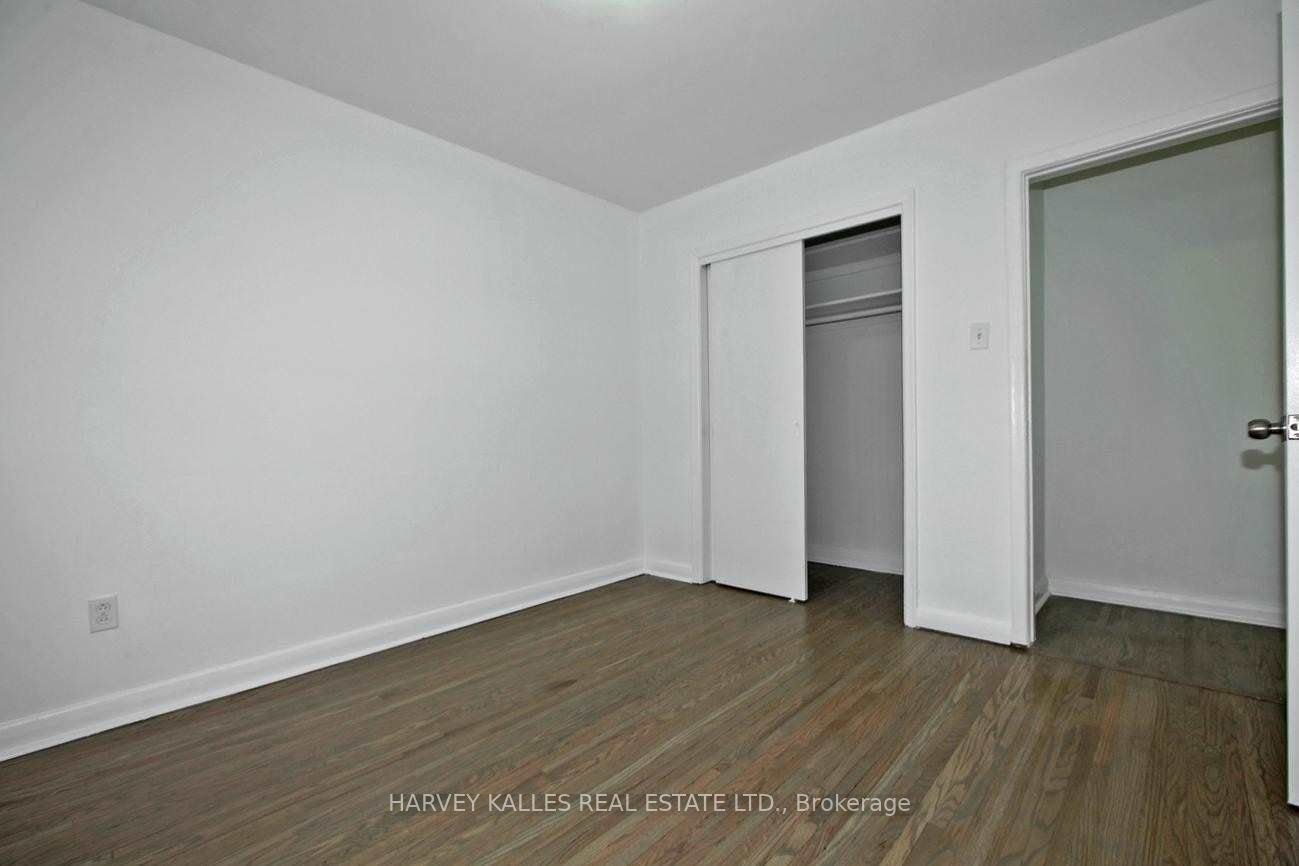Unit B-149 Kitchener Avenue, Toronto, ON, M6E 2B9 - 9