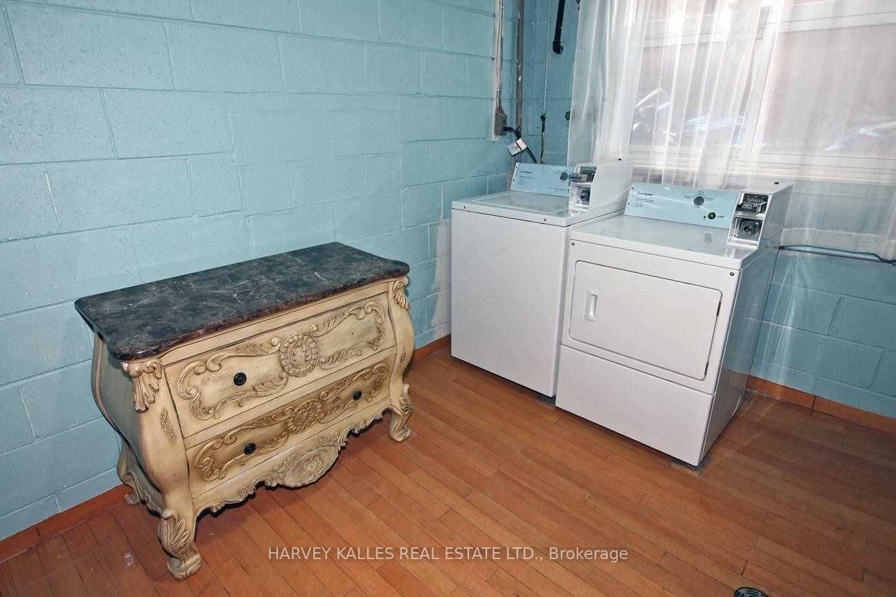 Unit B-149 Kitchener Avenue, Toronto, ON, M6E 2B9 - 11