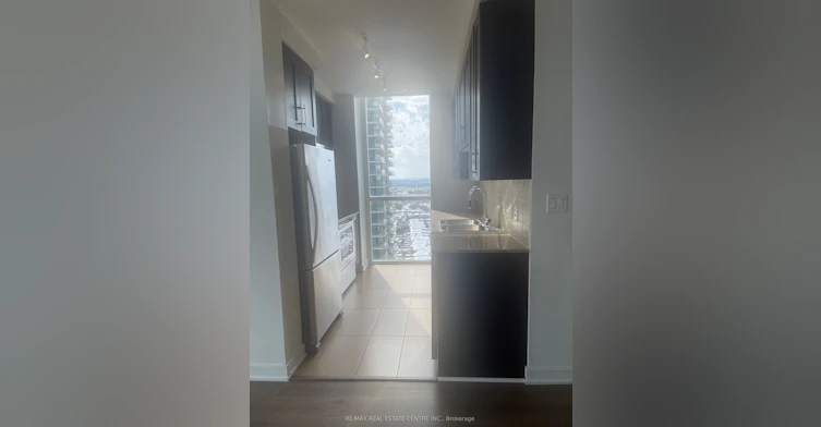 2104-4070 Confederation Parkway, Mississauga, ON, L5B 0E9 - 24