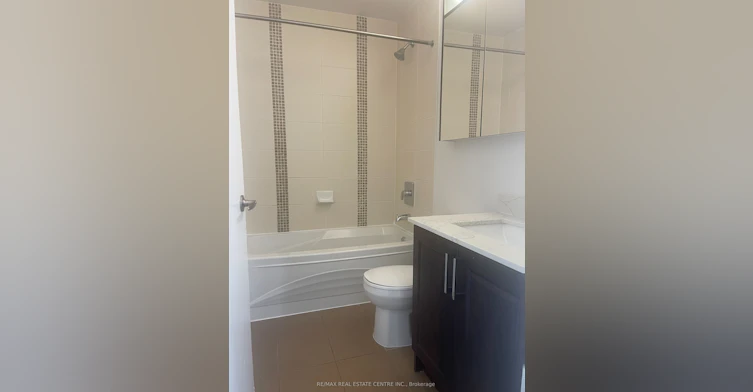 2104-4070 Confederation Parkway, Mississauga, ON, L5B 0E9 - 28