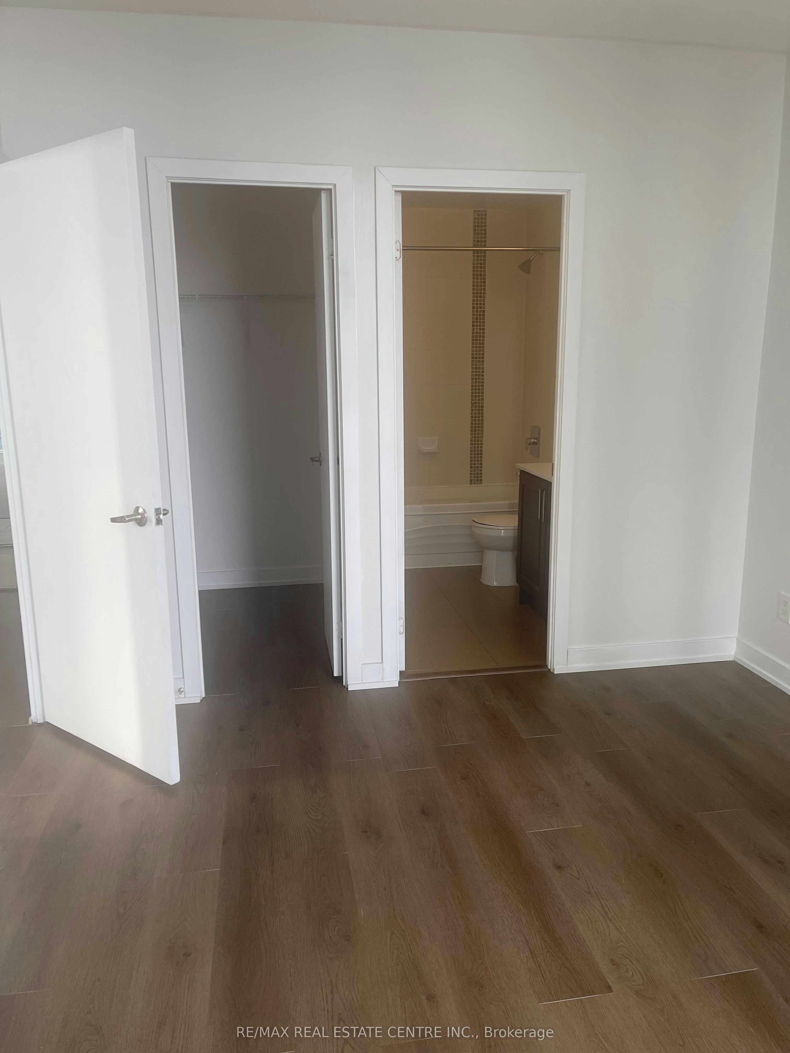 2104-4070 Confederation Parkway, Mississauga, ON, L5B 0E9 - 12