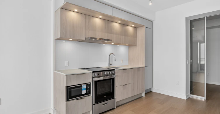 6606-448 Burnhamthorpe Road, Mississauga, ON, L5B 0R4 - 12