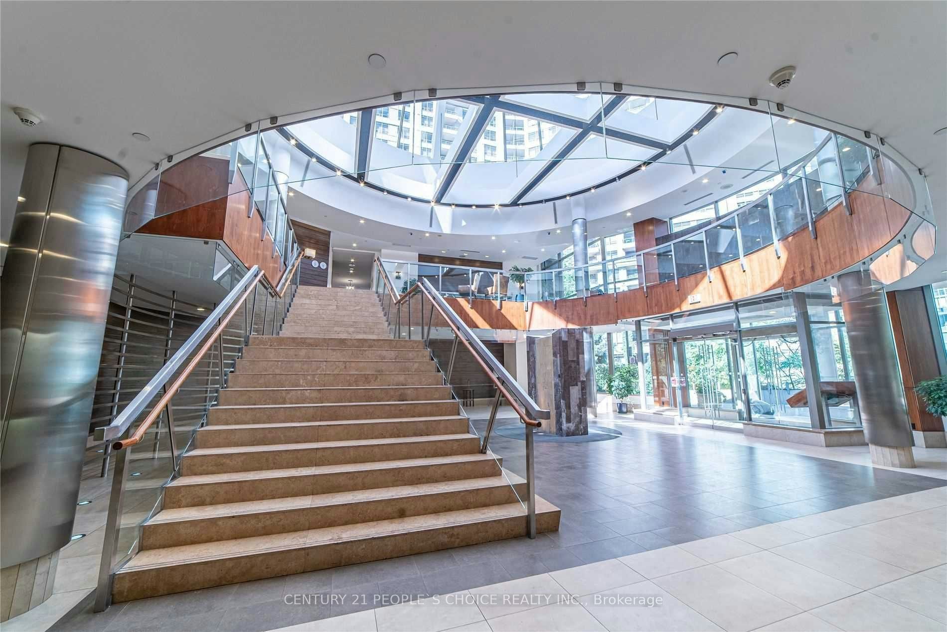 1806-3880 Duke Of York Boulevard, Mississauga, ON, L5B 4M7 - 4