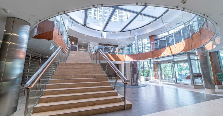 1806-3880 Duke Of York Boulevard, Mississauga, ON, L5B 4M7 - 4