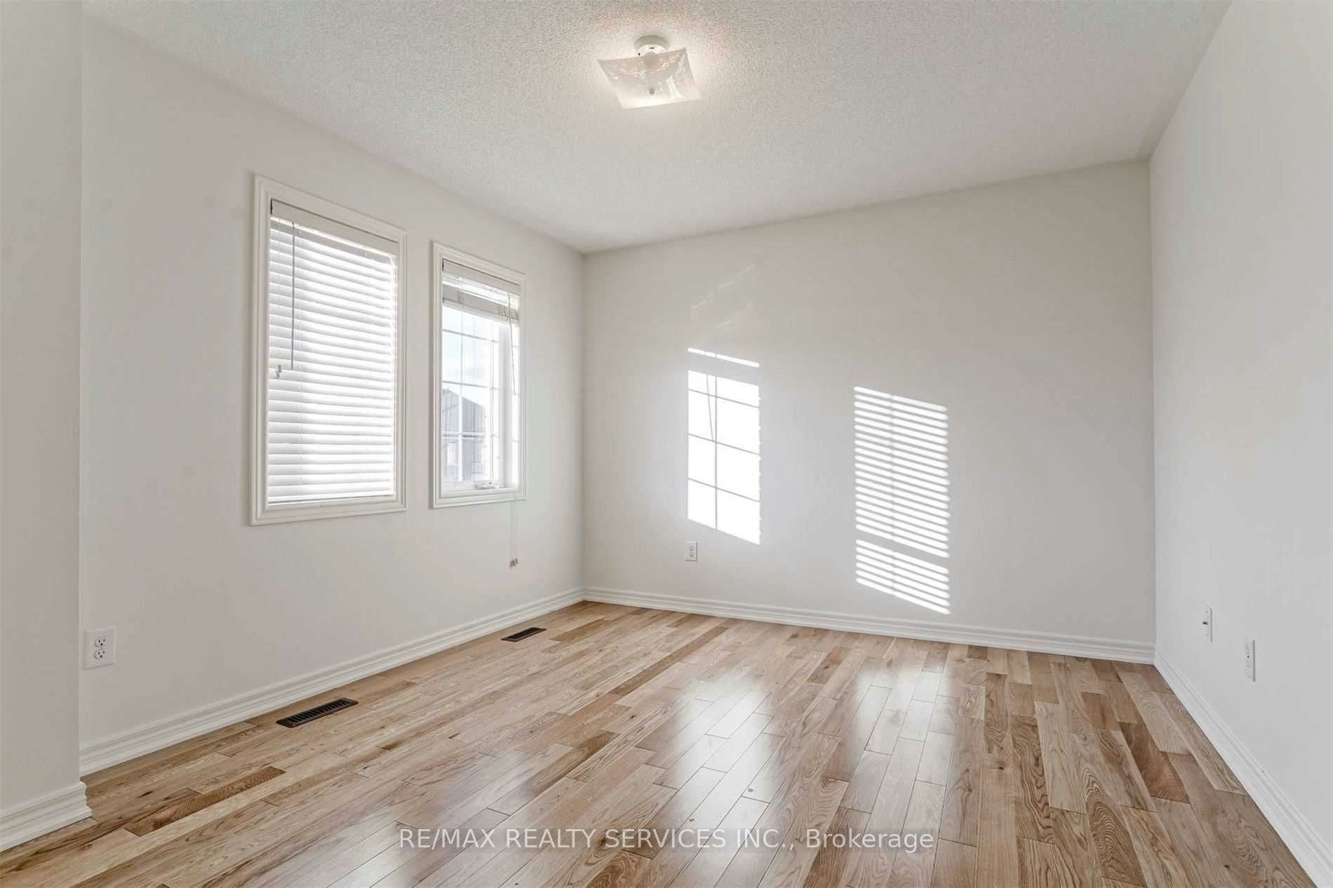 Upper-3 Coolwater Drive, Brampton, ON, L6R 0X7 - 17
