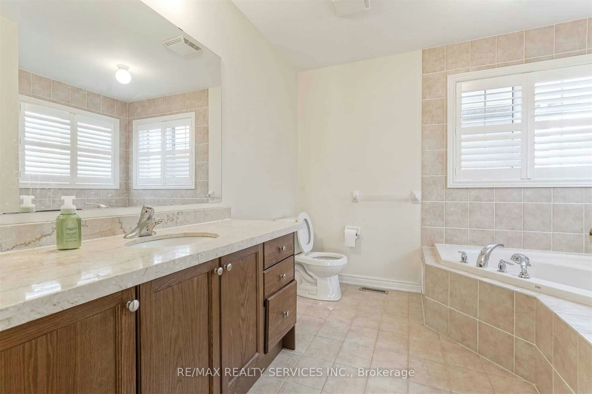 Upper-3 Coolwater Drive, Brampton, ON, L6R 0X7 - 14