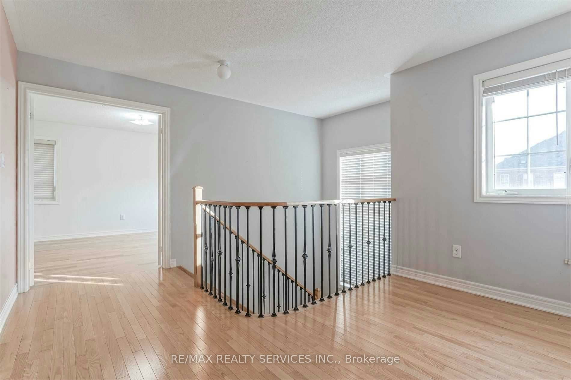 Upper-3 Coolwater Drive, Brampton, ON, L6R 0X7 - 10
