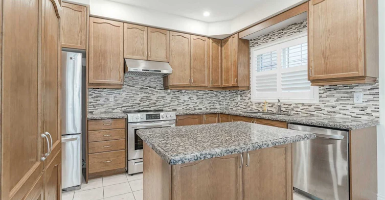 Upper-3 Coolwater Drive, Brampton, ON, L6R 0X7 - 6