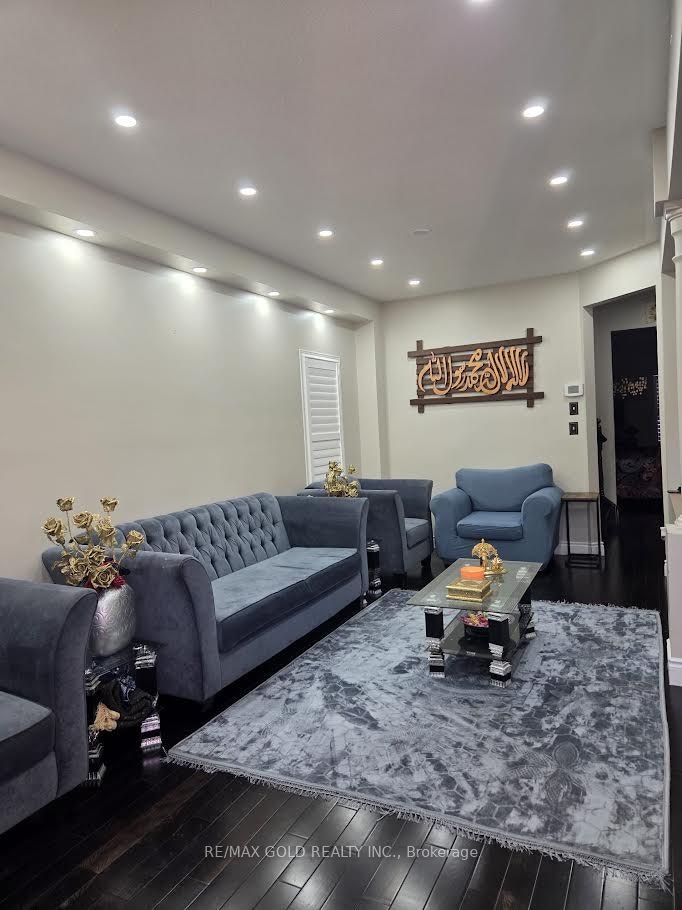 69 Personna Circle, Brampton, ON, L6X 0S9 - 4