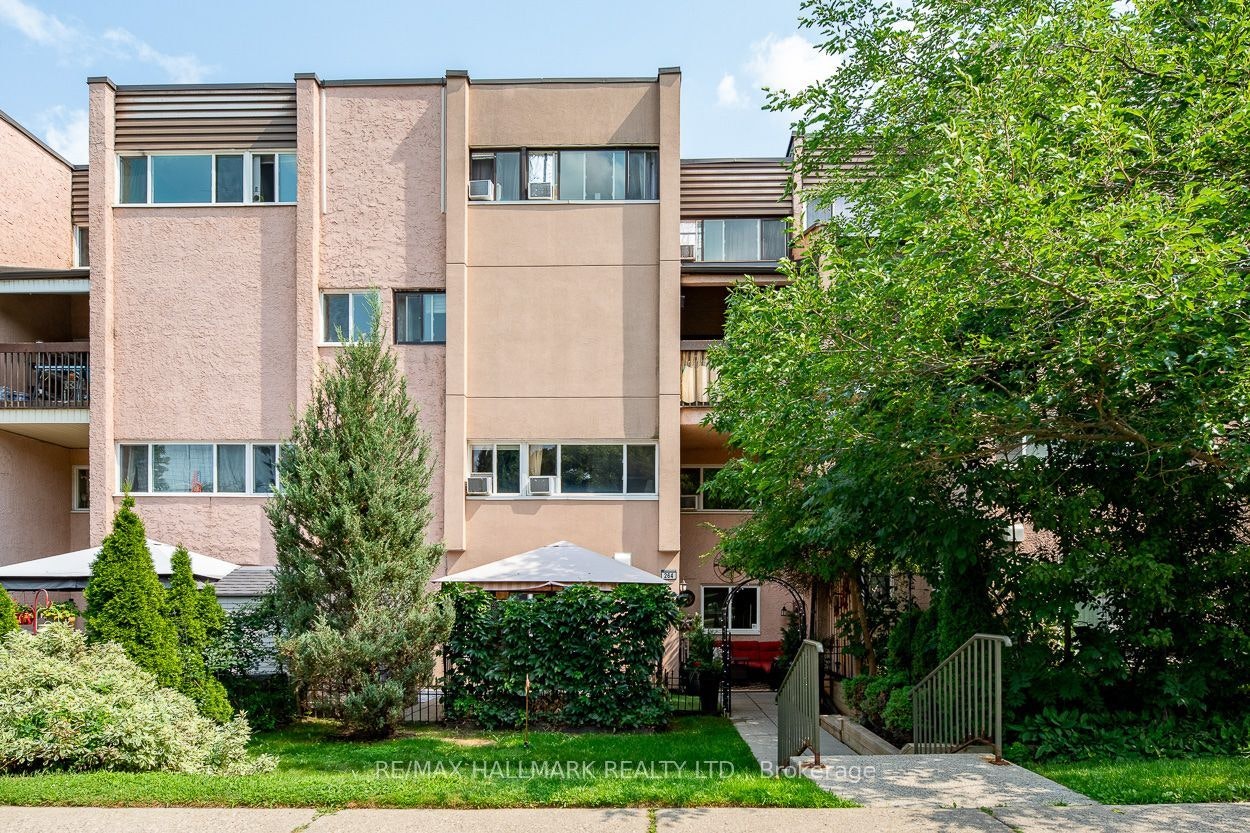 264-3060 Constitution Boulevard, Mississauga, ON, L4Y 3X8