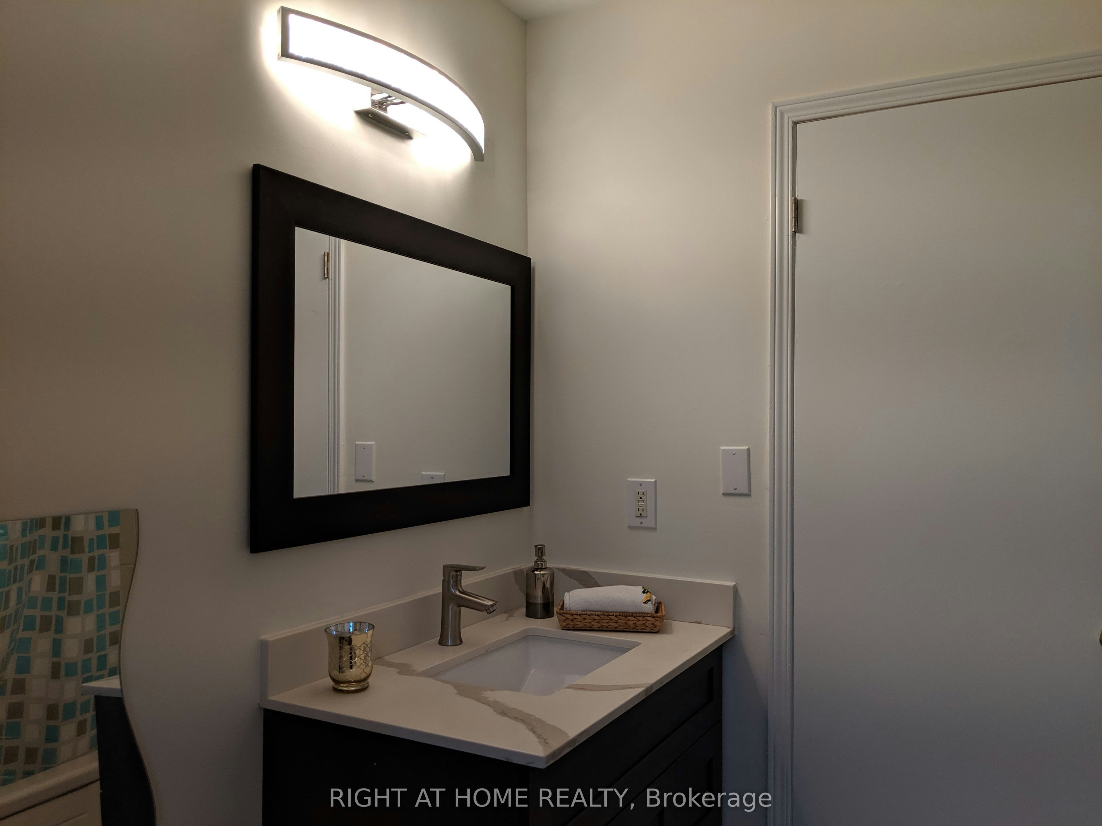 Annex Apartment-2463 Rebecca Street, Oakville, ON, L6L 2B1 - 11