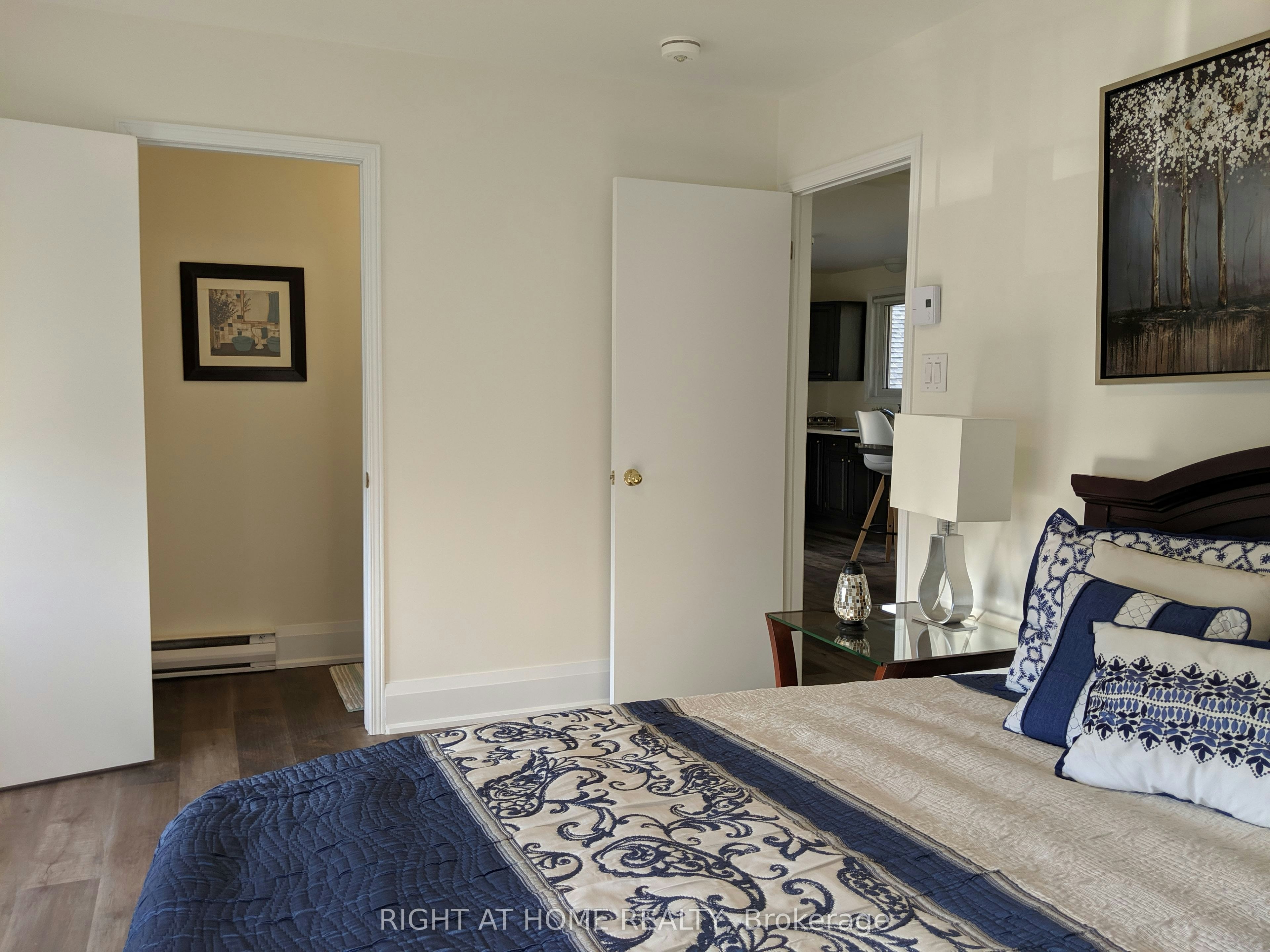 Annex Apartment-2463 Rebecca Street, Oakville, ON, L6L 2B1 - 3