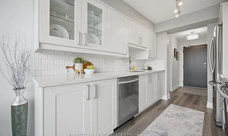 1105-700 Constellation Drive