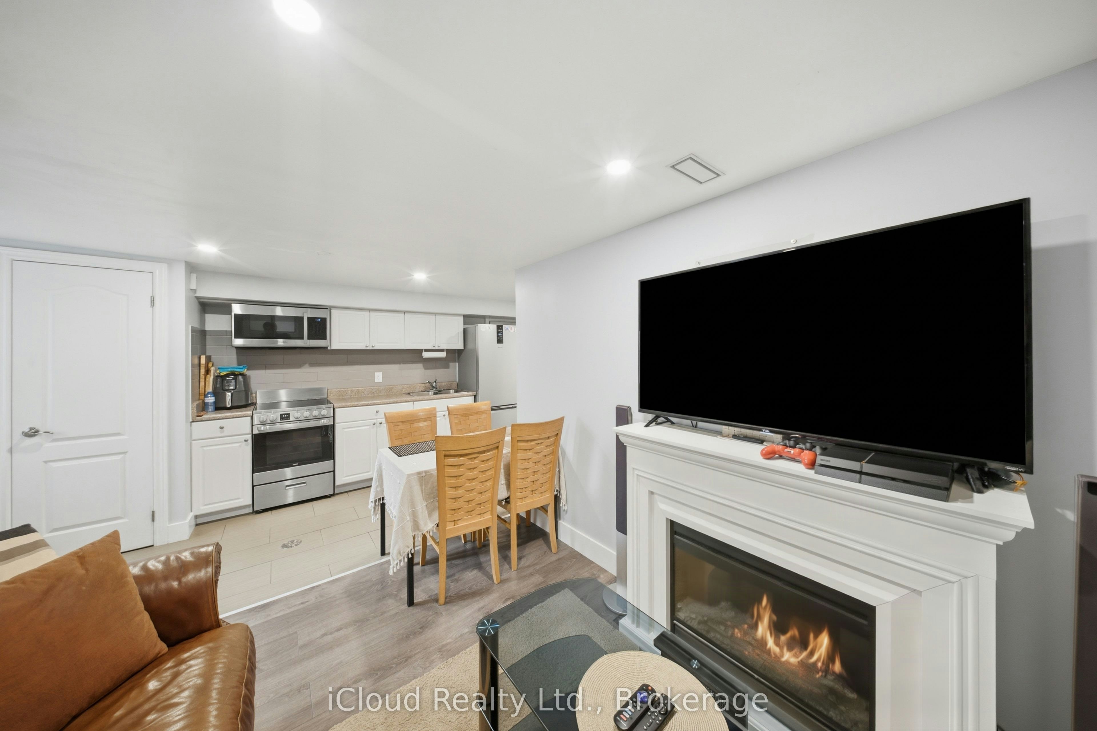Basement-1226 Lansdowne Avenue, Toronto, ON, M6H 3Z8 - 7