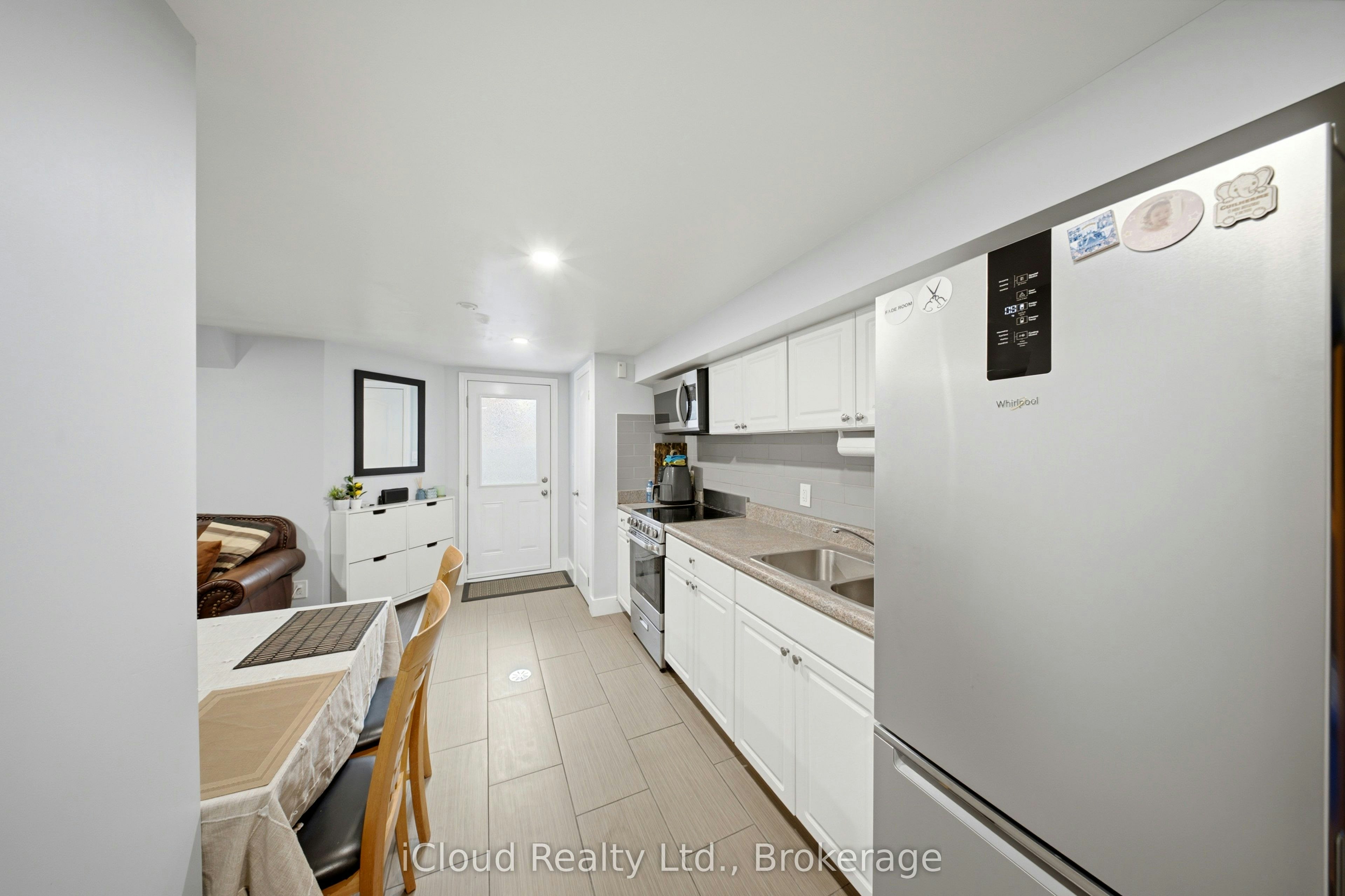 Basement-1226 Lansdowne Avenue, Toronto, ON, M6H 3Z8 - 4