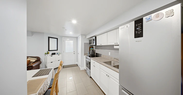 Basement-1226 Lansdowne Avenue, Toronto, ON, M6H 3Z8 - 4