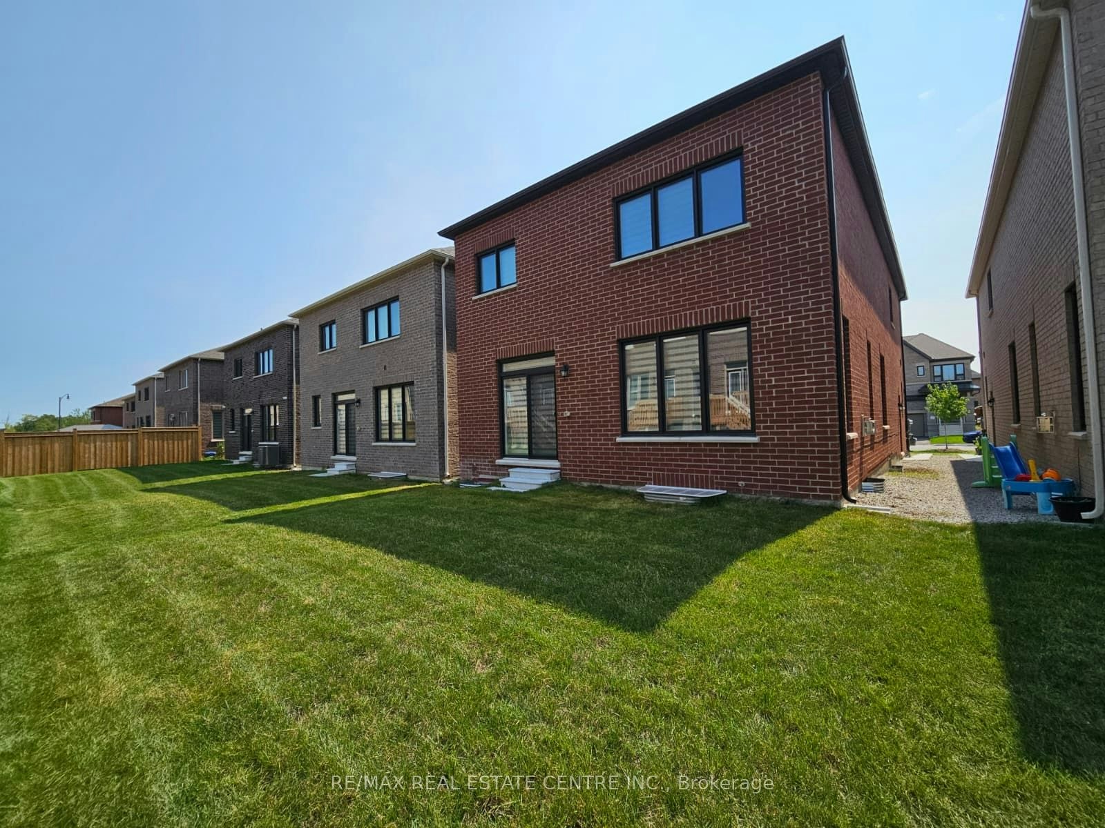 18 Gladmary Drive, Brampton, ON, L6Y 6K9 - 39