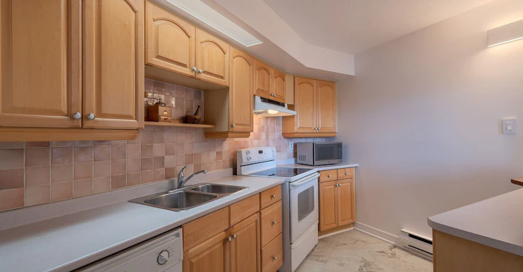 B1-284 Mill Road, Toronto, ON, M9C 4W6 - 10