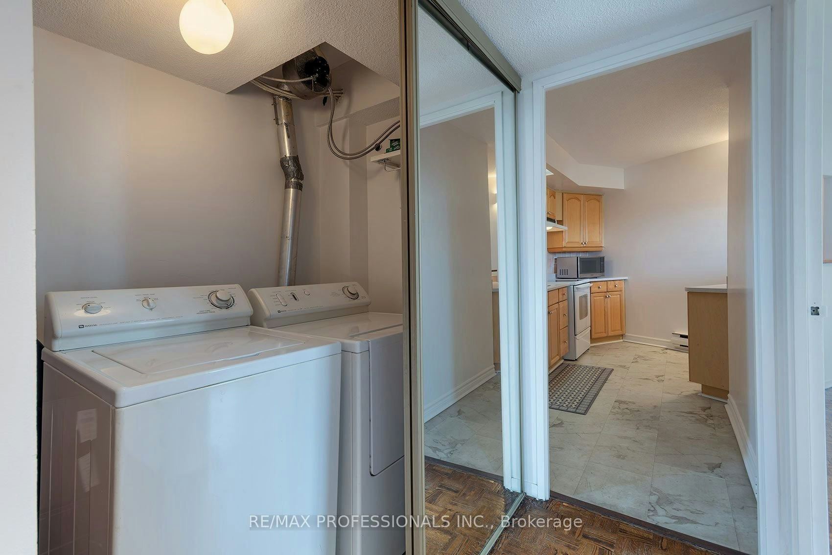 B1-284 Mill Road, Toronto, ON, M9C 4W6 - 22