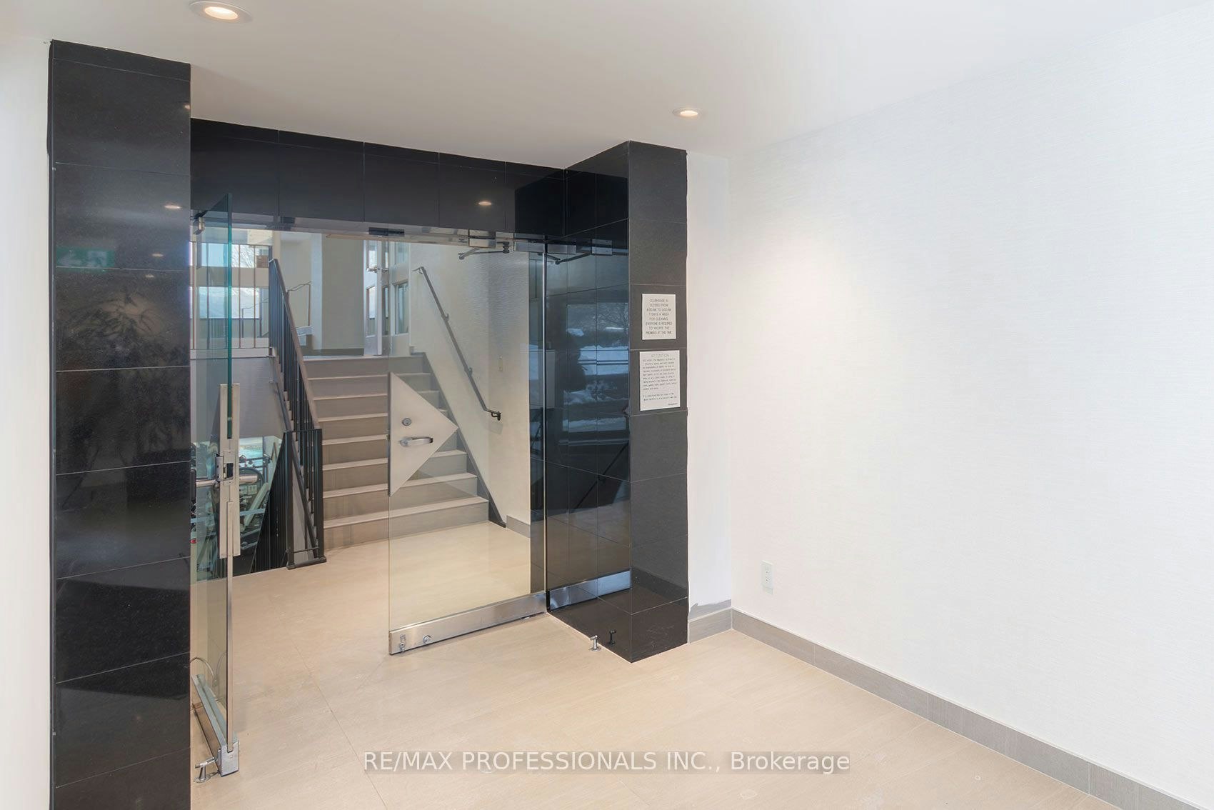 B1-284 Mill Road, Toronto, ON, M9C 4W6 - 23