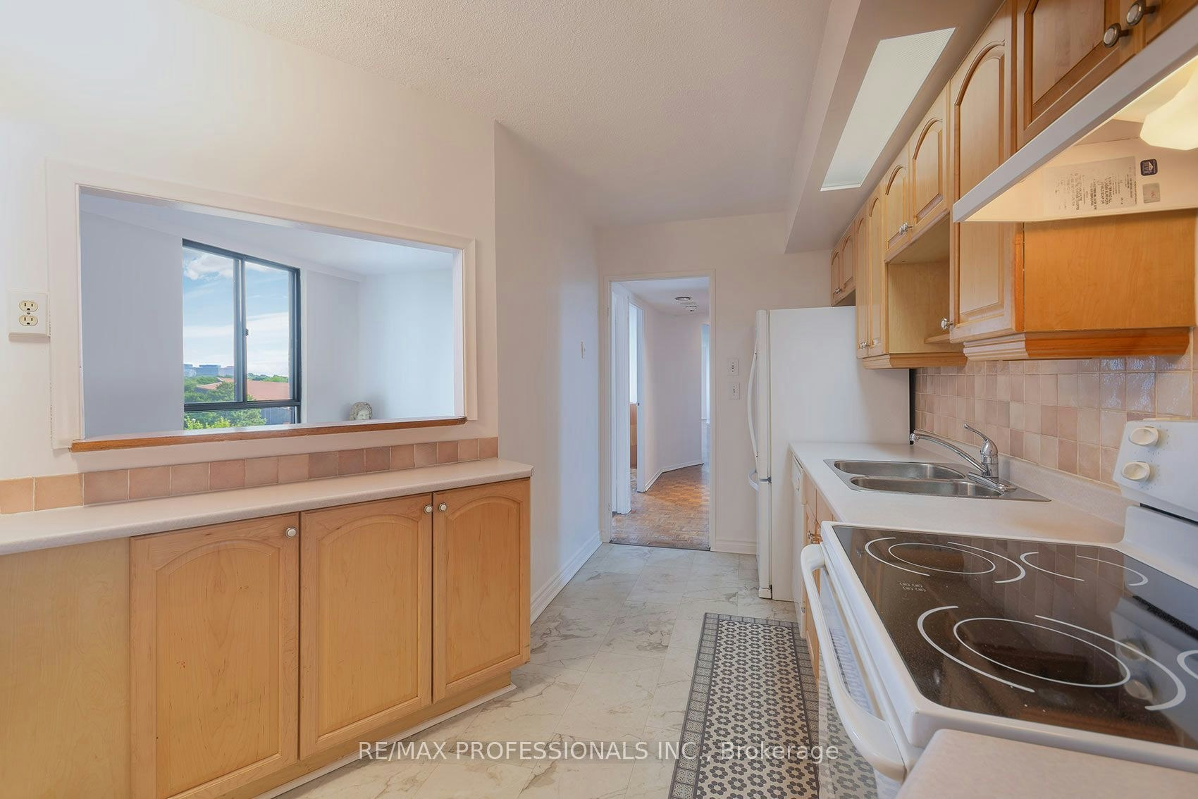 B1-284 Mill Road, Toronto, ON, M9C 4W6 - 11