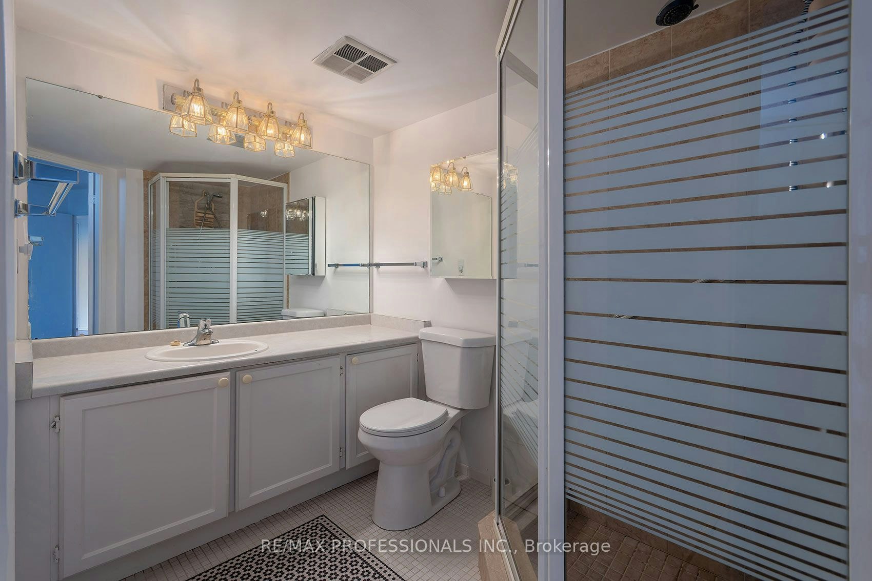 B1-284 Mill Road, Toronto, ON, M9C 4W6 - 17