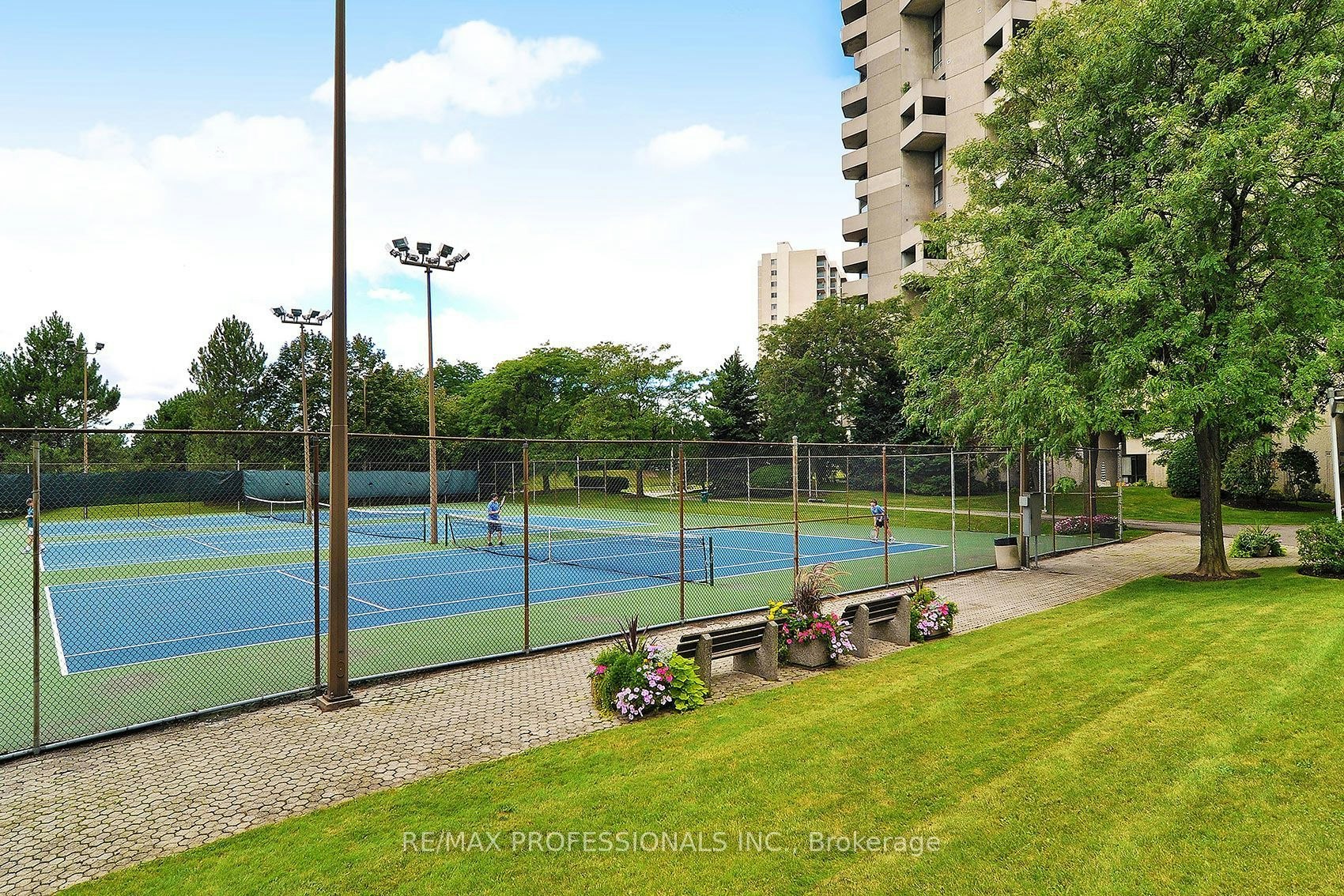B1-284 Mill Road, Toronto, ON, M9C 4W6 - 32
