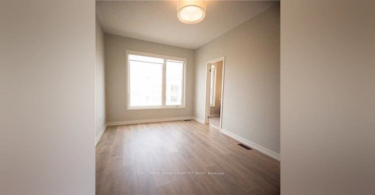 220 Huguenot Road, Oakville, ON, L6H 0L6 - 12
