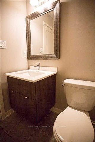 220 Huguenot Road, Oakville, ON, L6H 0L6 - 4
