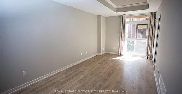 220 Huguenot Road, Oakville, ON, L6H 0L6 - 3