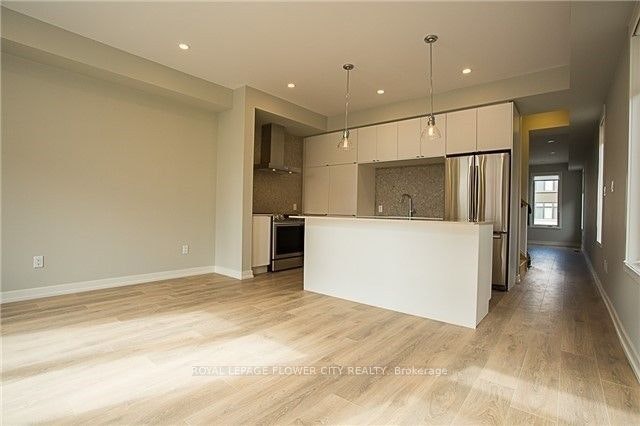 220 Huguenot Road, Oakville, ON, L6H 0L6 - 8