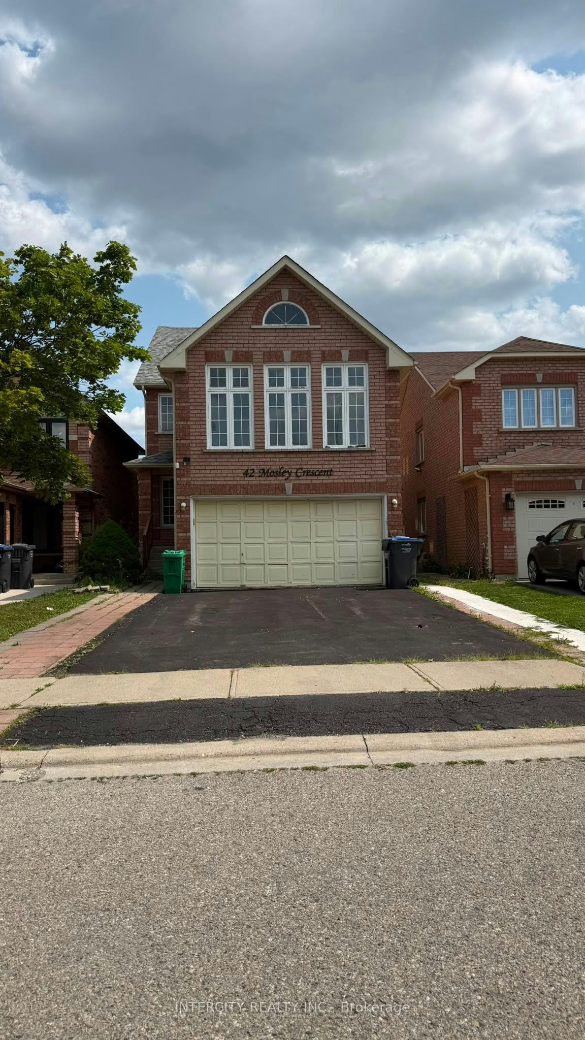 42 Mosley Crescent, Brampton, ON, L6Y 5C8