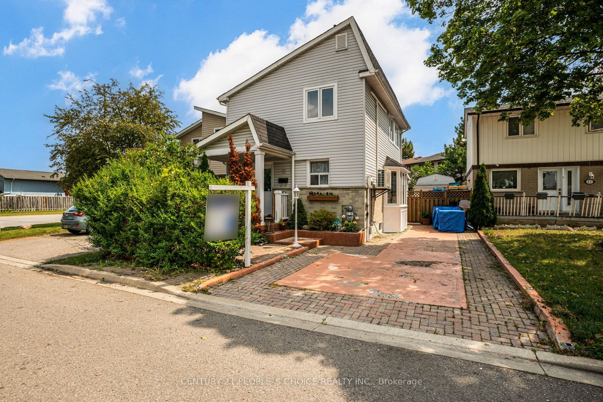 13 Jeffrey Street, Brampton, ON, L6S 2M9