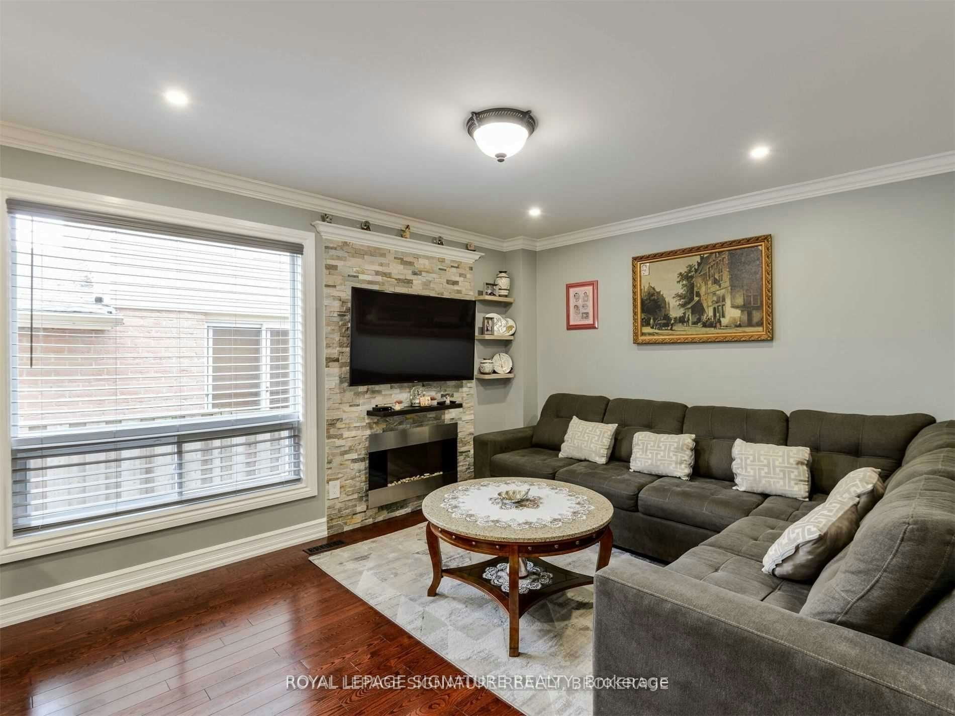 6222 Fullerton Crescent, Mississauga, ON, L5N 3A4 - 6