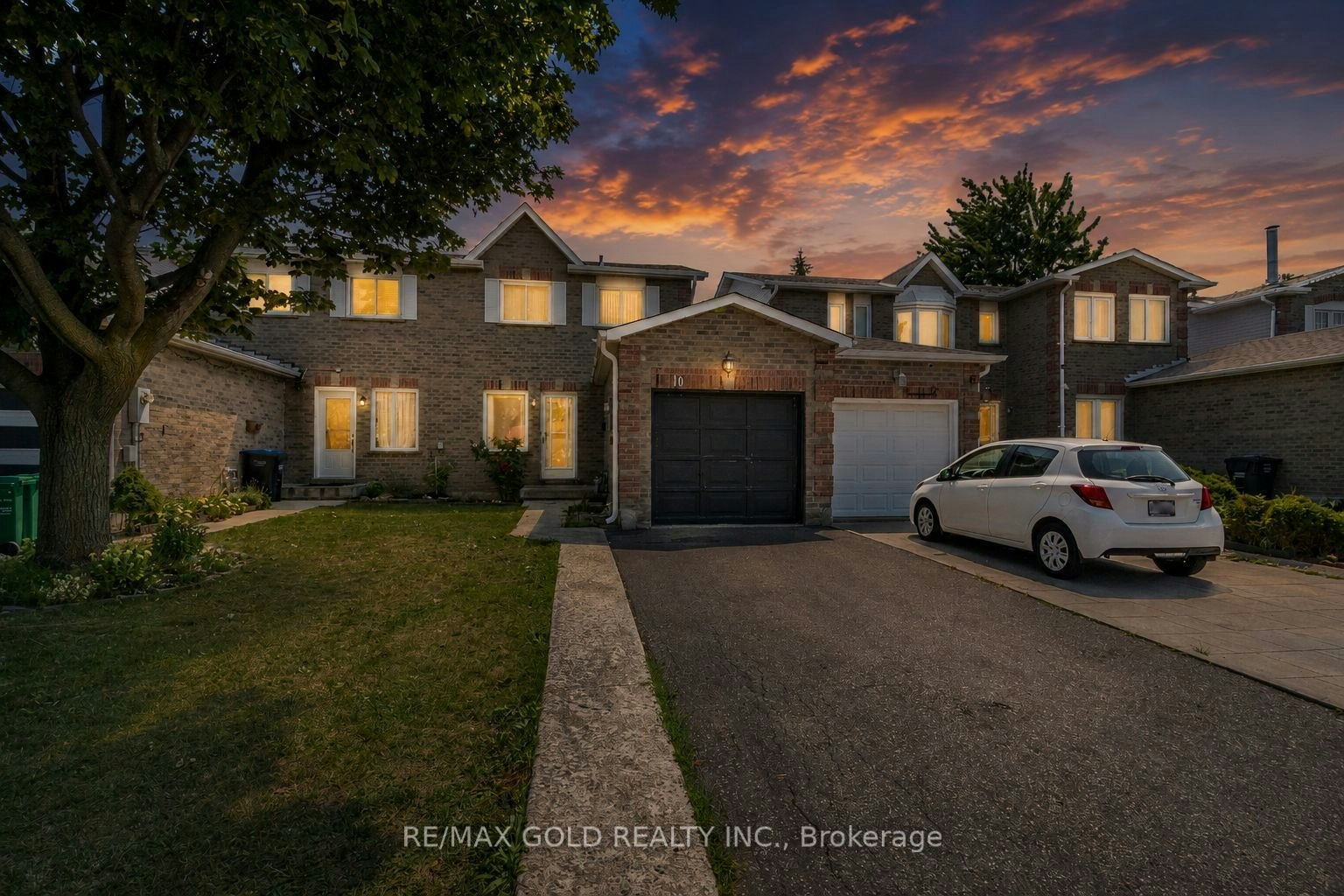 10 Elmstead Court, Brampton, ON, L6Y 4B9