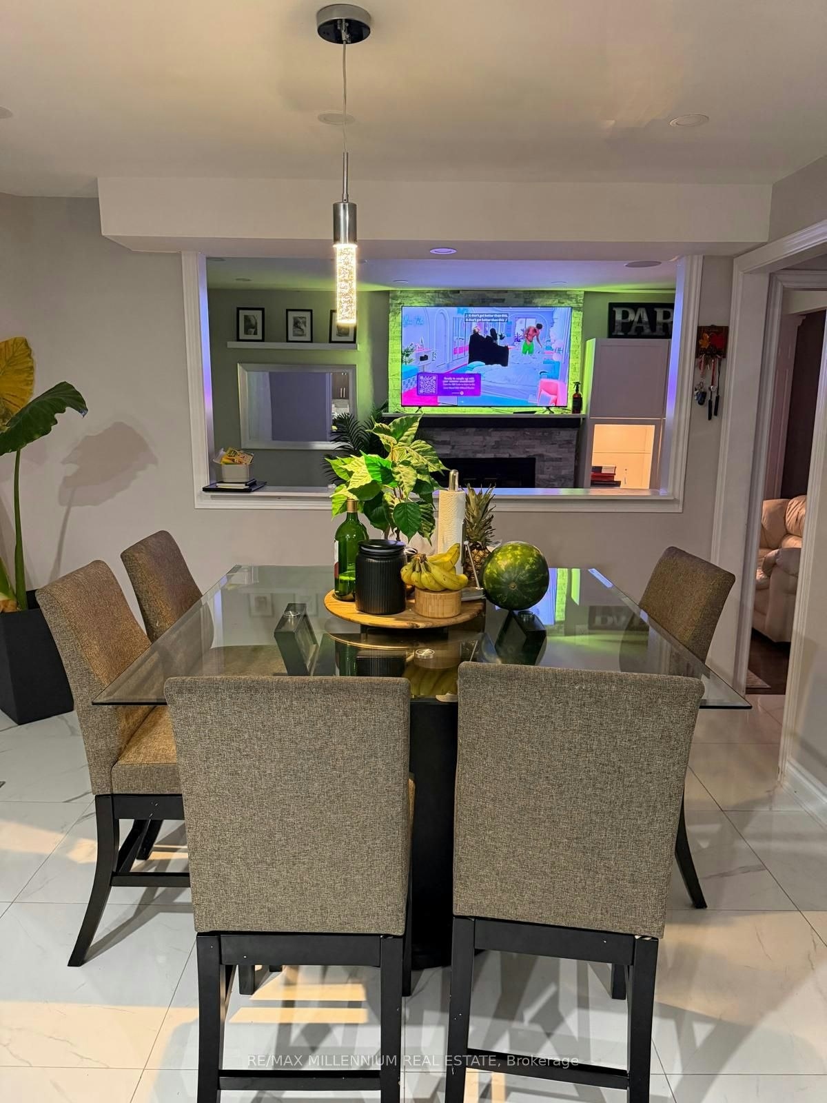 90 Whitehaven Drive, Brampton, ON, L6Z 2R8 - 2