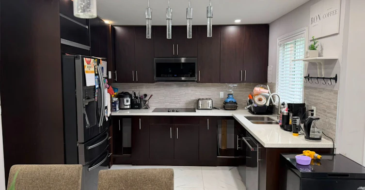 90 Whitehaven Drive, Brampton, ON, L6Z 2R8