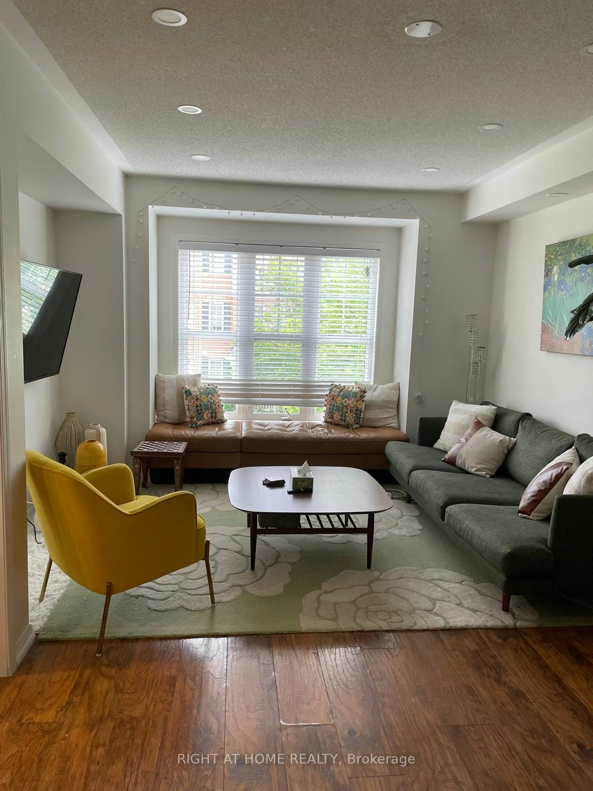 948 Brassard Circle, Milton, ON, L9T 8E2 - 2