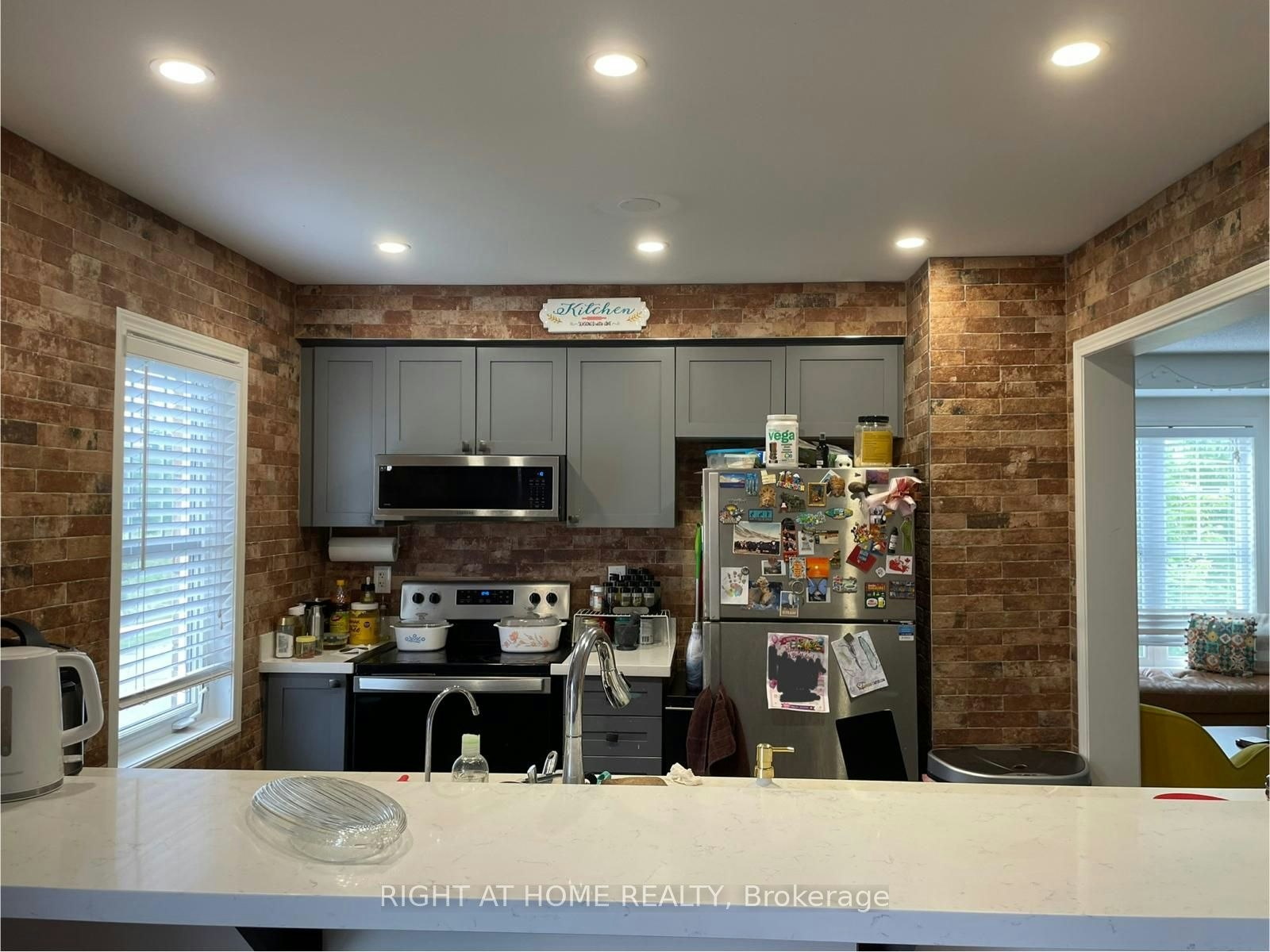 948 Brassard Circle, Milton, ON, L9T 8E2 - 5