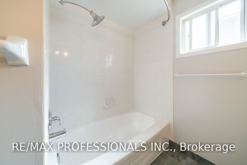 4207 Beacon Lane, Mississauga, ON, L5C 3V8 - 21