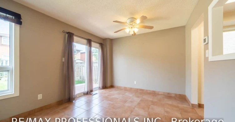 4207 Beacon Lane, Mississauga, ON, L5C 3V8 - 6