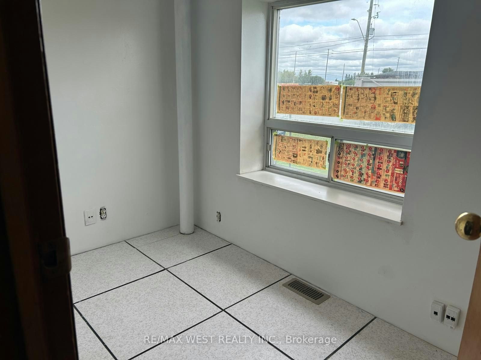 11850 Airport Road, Brampton, ON, L6R 0C7 - 12