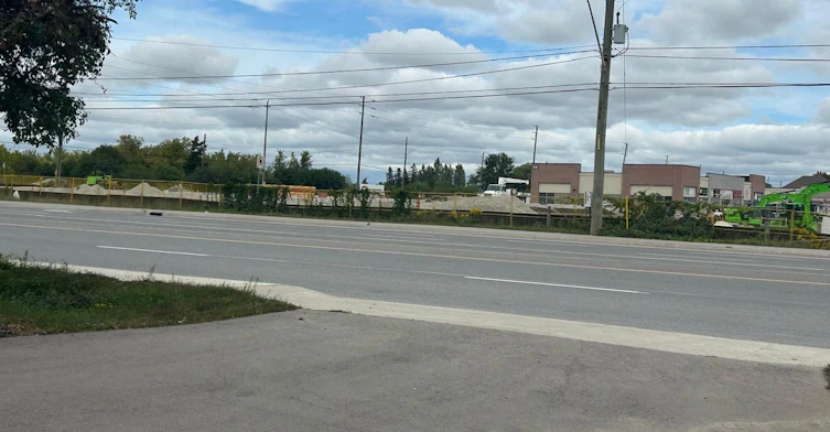 11850 Airport Road, Brampton, ON, L6R 0C7 - 2