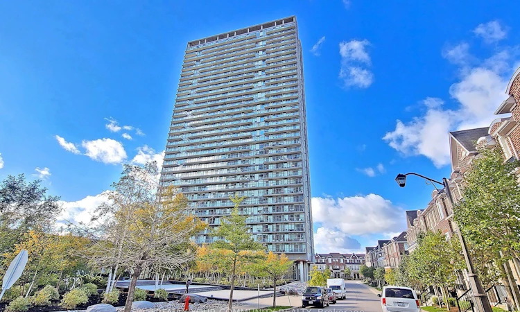 2304-105 The Queensway Avenue