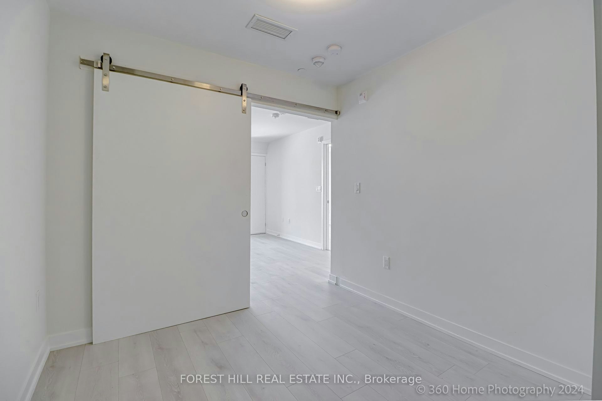 305-3401 Ridgeway Drive, Mississauga, ON, L5L 0B9 - 14