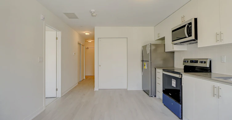 305-3401 Ridgeway Drive, Mississauga, ON, L5L 0B9 - 6